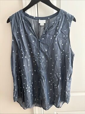 Liz Claiborne Blue Star-Print Sleeveless Chambray Camisole